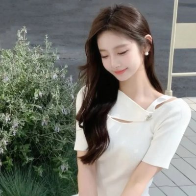 小犬与女孩